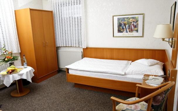 Hotel Restaurant Pempel Großalmerode Стая снимка